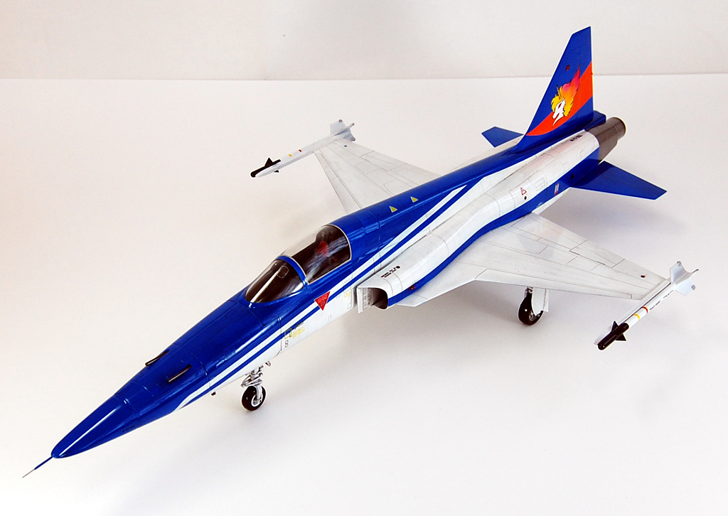 1/32 ハセガワ F-5E アスラン王国 空軍 外人部隊基地エリア88 1/32 ハセガワ F-5E アスラン王国 空軍 外人部隊基地エリア88
