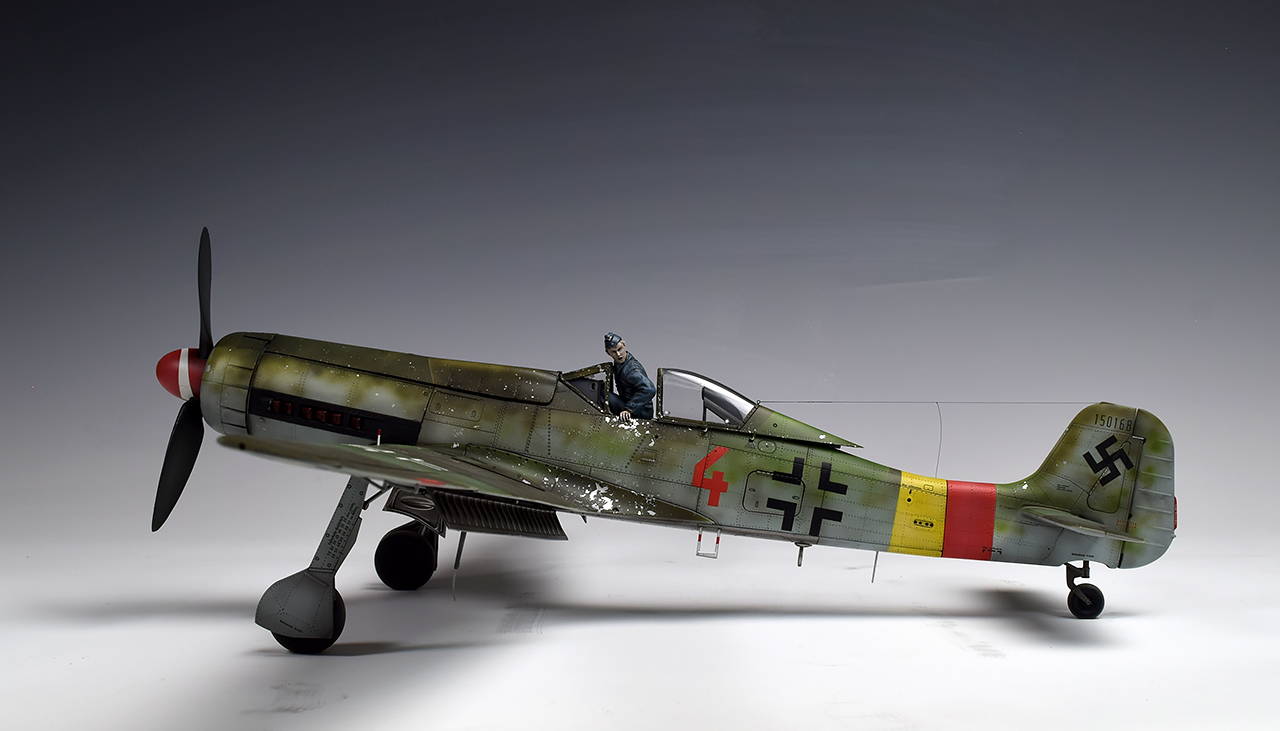 1/32 造形村 Ta-152H-1 パイロット・パラシュート装着・整備兵セット