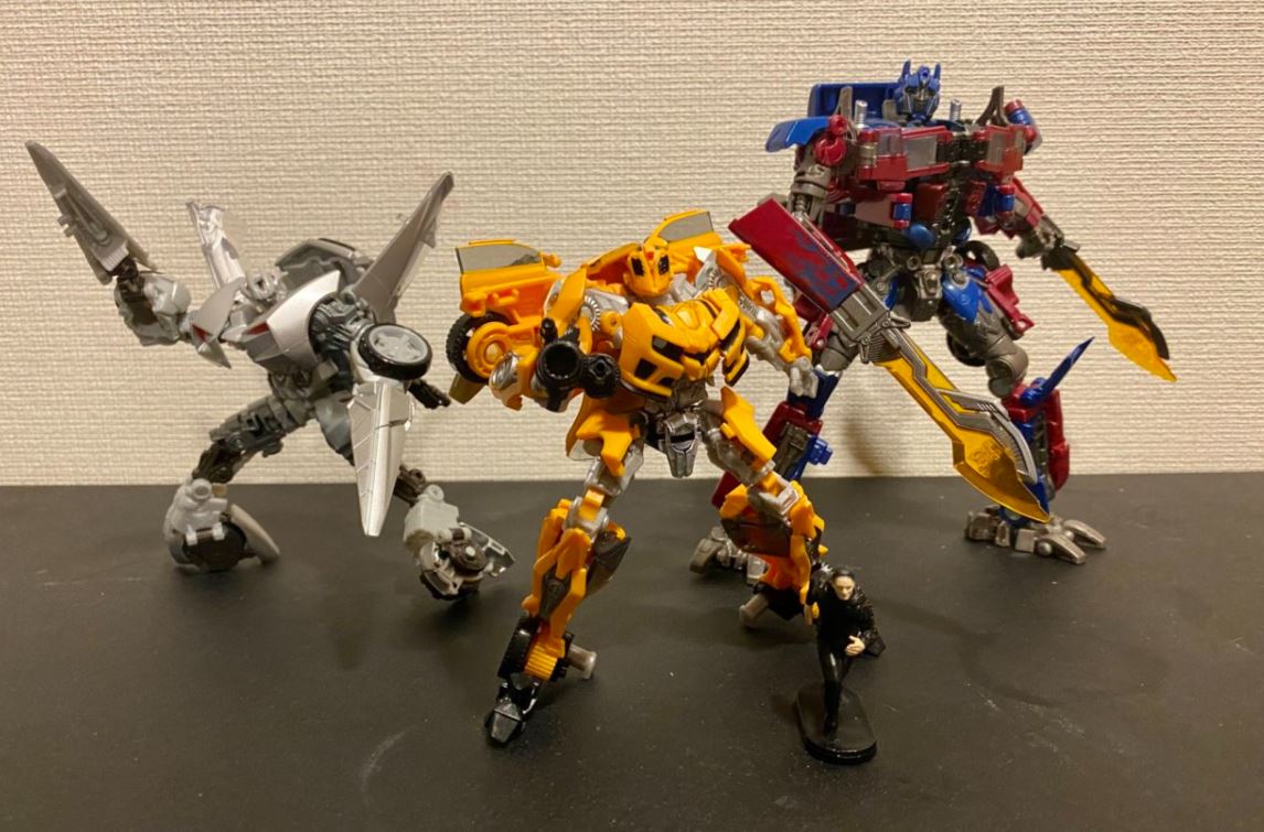 Bumblebee SS-68 バンブルビー トランスフォーマー Amazon.com: Transformers SS-68 Bumblebee : Toys & Games
