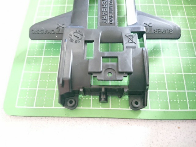 フルカウルミニ四駆25周年記念。スーパーTZ-X強化シャーシブラック