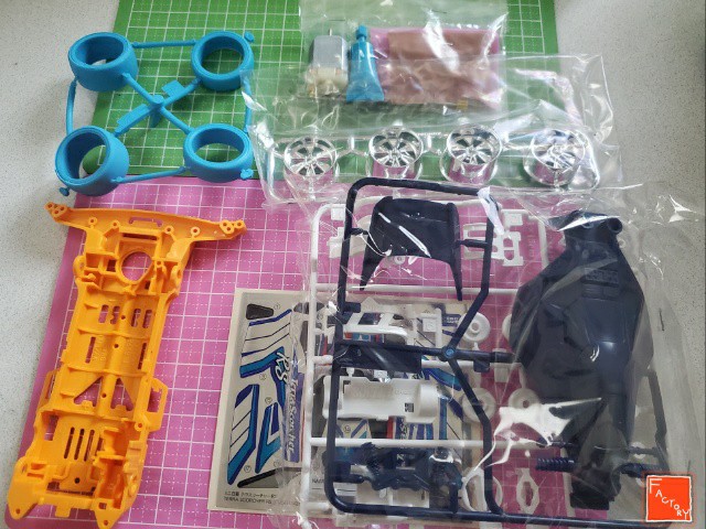 テラスコーチャーRSを作ろう！RCカーのミニ四駆版キットの魅力を