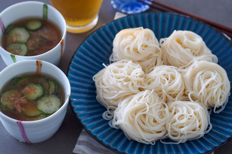 短時間でパパッと ツナ缶ときゅうりの旨味たっぷり素麺 愛妻家の幸せレシピ
