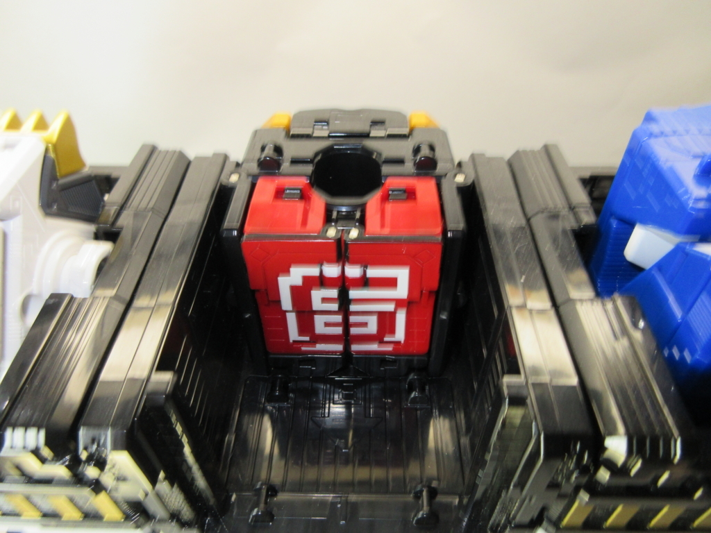 動物戦隊ジュウオウジャー DXワイルドトウサイキング - ホビーの沼地