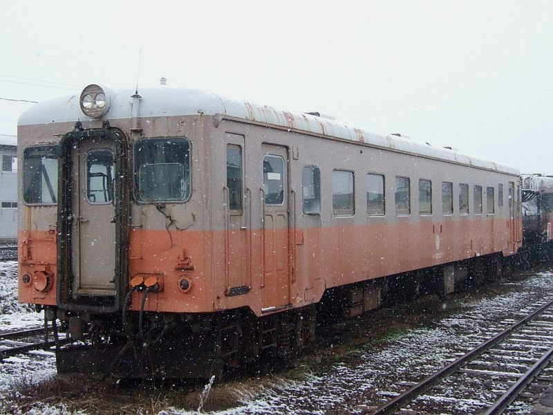 ☆054：津軽鉄道キハ22027(旧キハ22-156)／津軽五所川原駅081213
