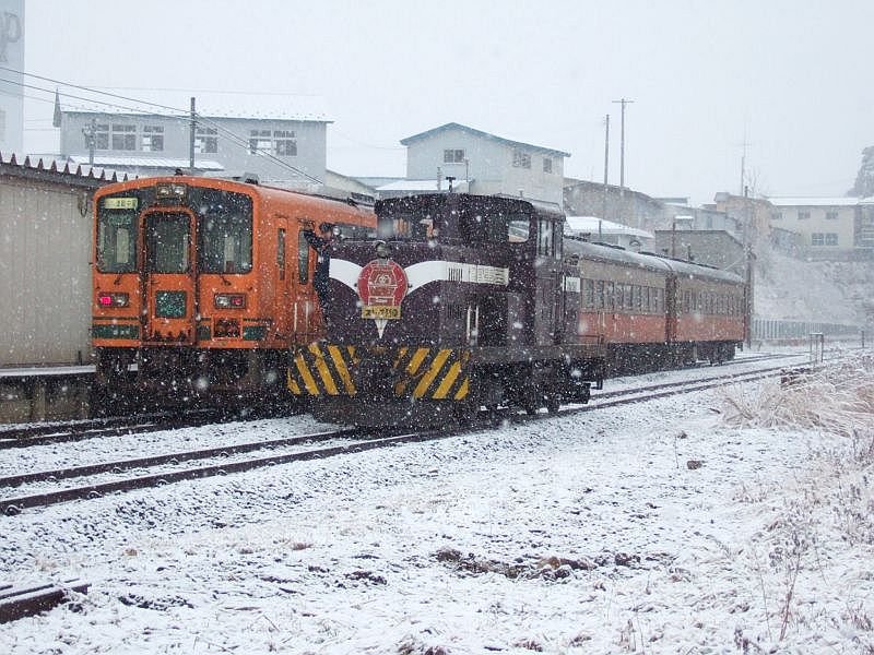★160：津軽鉄道ストーブ列車・機回し中／津軽中里駅081213