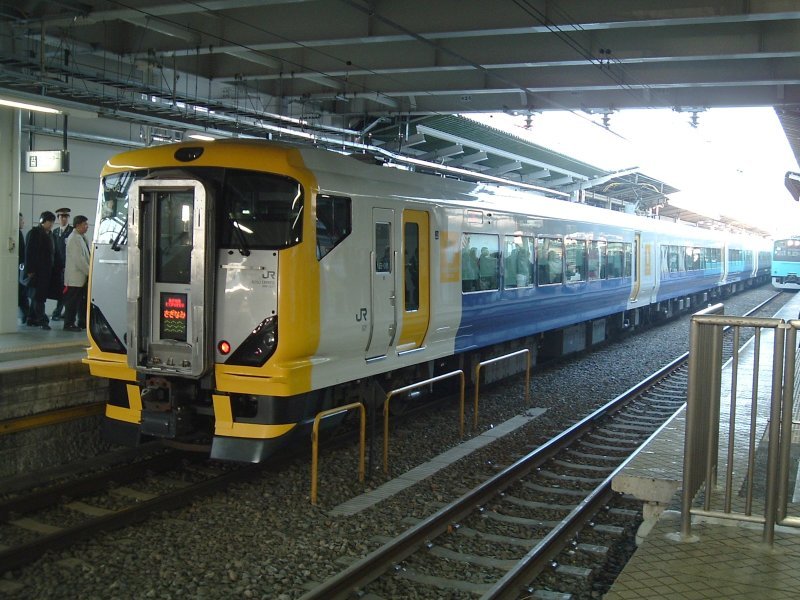 ★E257系500番台NB08編成(Tc-E257-508側)(1)蘇我駅2005.01