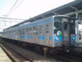 [鉄道][121系][貫通幌]JR四国121系電車(Tc120-18+Mc121-18)／多度津駅2006.04