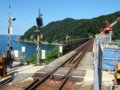 [鉄道][風景][駅]餘部探訪(244)餘部駅－構内踏切、鉄橋と日本海090814