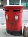 ☆058：Royal Mail ポスト(円筒形) / London Bridge-Tower