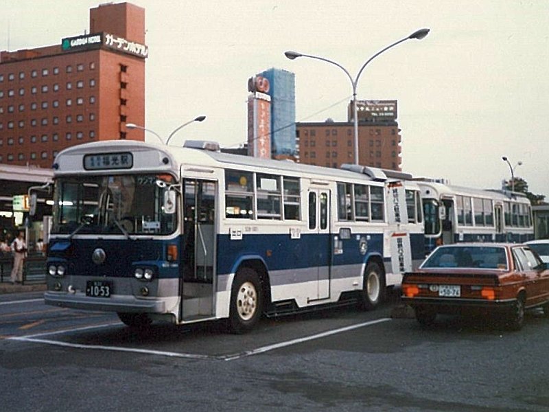 ★日産ディーゼルK-U31K(富士13E) 国鉄バス名金線 金沢駅 1986.08