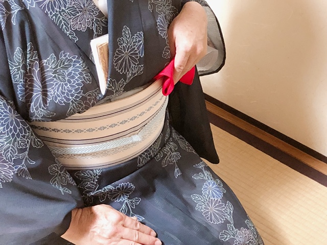 裏千家茶道帛紗のさばき方