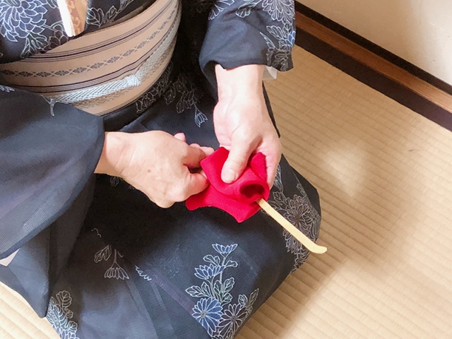 裏千家茶道茶杓の清め方（割稽古）