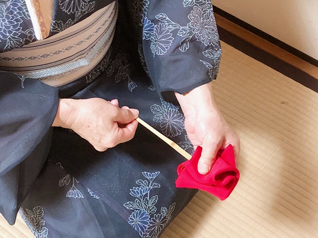裏千家茶道茶杓の清め方（割稽古）