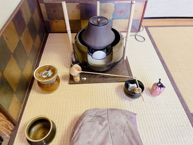 【中置】五行棚の濃茶点前/裏千家茶道