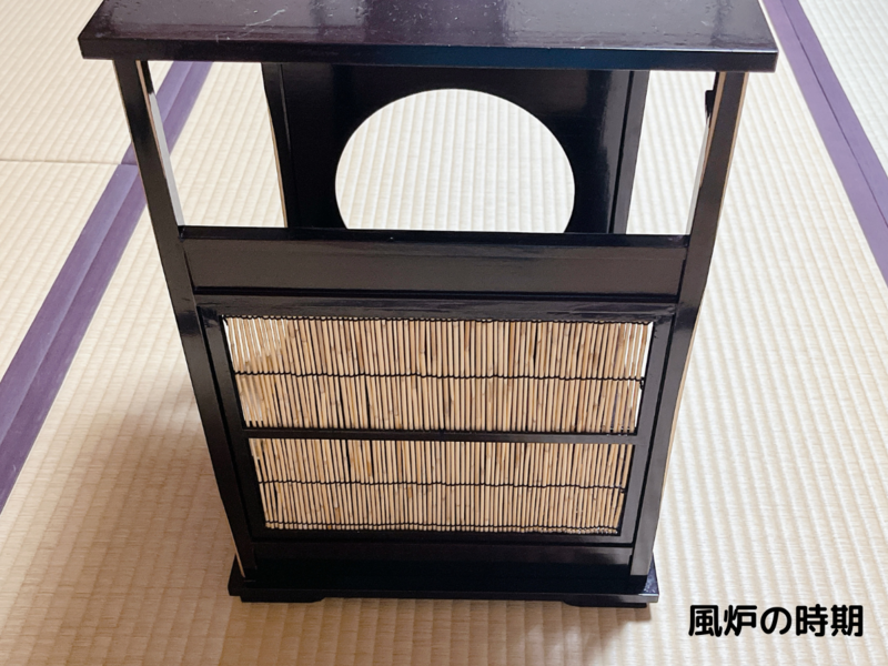 吉野棚の扱い方・荘り方（裏千家茶道） - ミッチとしずばぁばの
