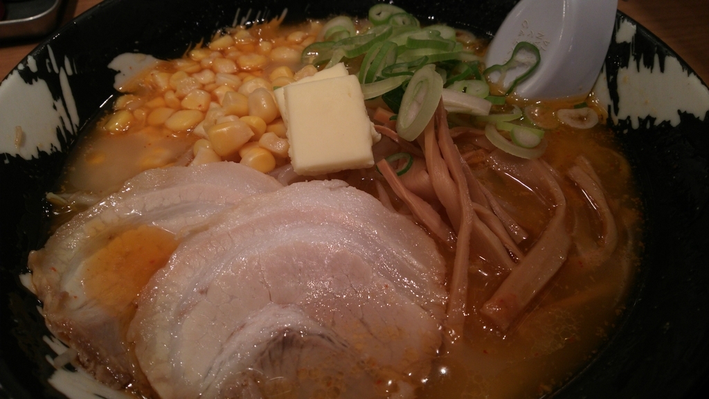 雪あかりの味噌バターコーンラーメン
