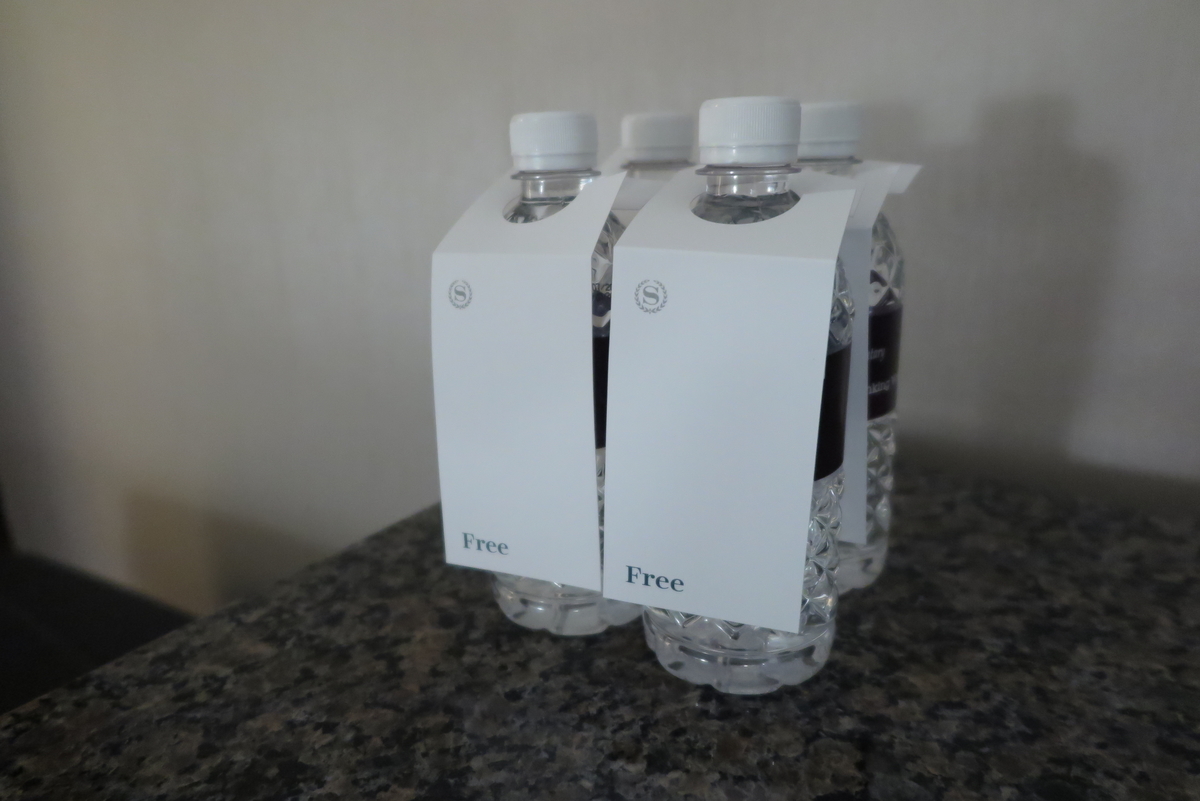 無料で提供されたお水