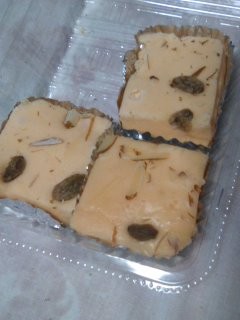 インドの超あま いお菓子 口溶け感が最高 オダサガ一人飯アーカイブス 小田急相模原グルメ インドの超あま いお菓子 口溶け感が最高 オダサガ一人飯アーカイブス 小田急相模原グルメ