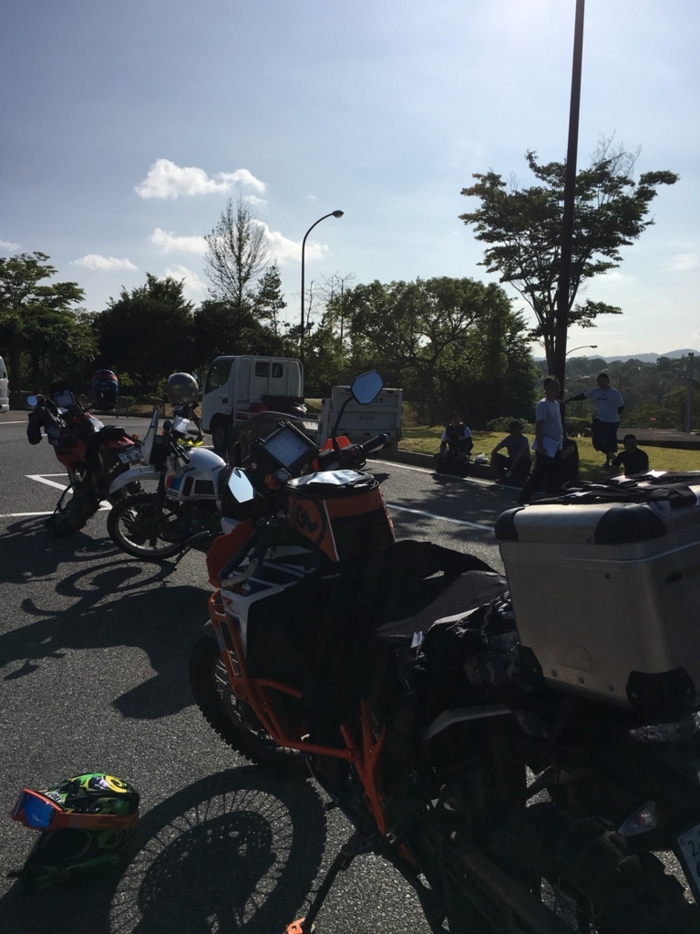 f:id:off-mono:20180710160650j:plain f:id:off-mono:20180710160650j:plain