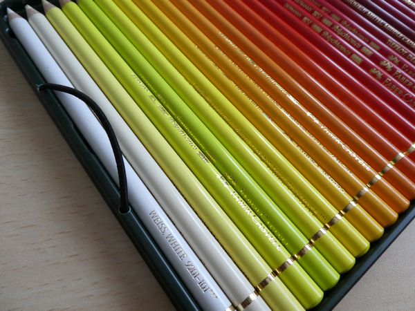 画材紹介】ファーバーカステル・ポリクロモス120色セット購入