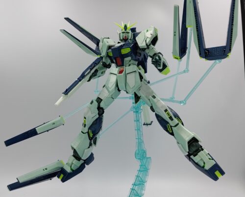MG「νガンダム ver.Ka（サイコフレーム発動イメージカラー）」レビュー