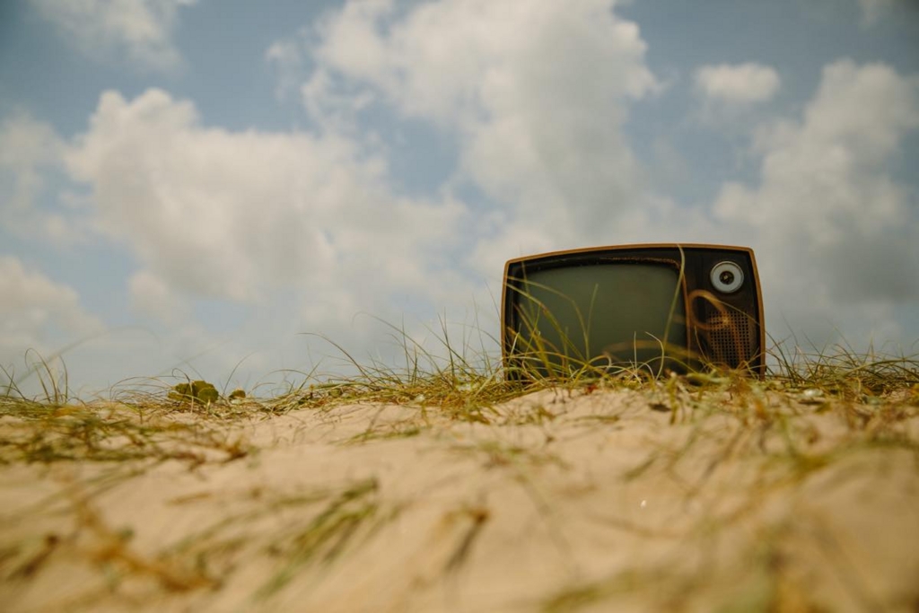 海外移住のための断捨離。テレビを捨てて、NHKも正式に解約しました。 海外移住のための断捨離。テレビを捨てて、NHKも正式に解約しました。