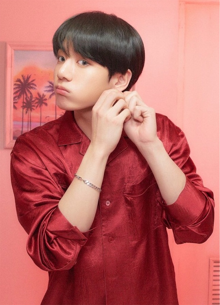 MAP OF THE SOUL : PERSONA コンセプトフォトver1,2 - BTS💜アミしてる
