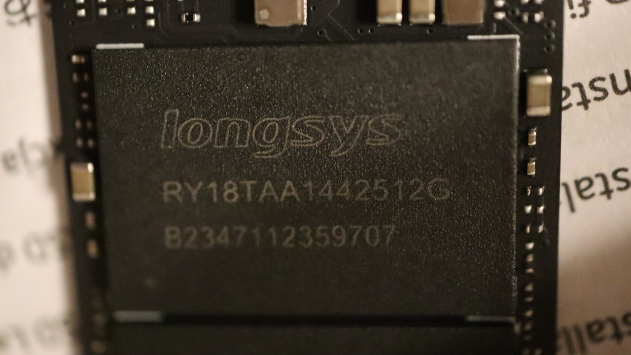 蝉族デビュー？！】LIFEBOOK U9313/MXのSSDを換装する（Lexar NM790