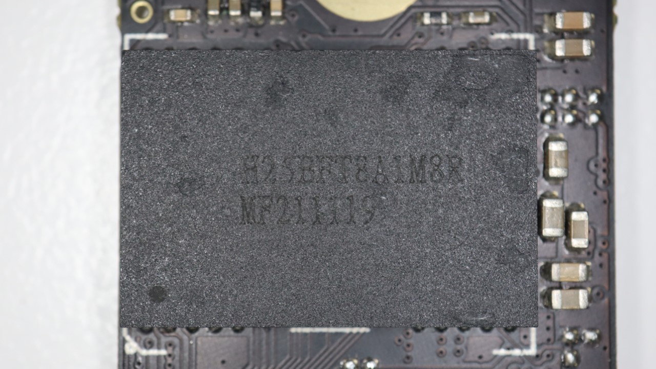 AliExpressで購入した Somnambulist SSD 64GB を開封したら M.2 SSDが