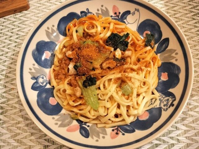 汁なし担々麺
