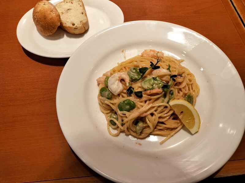 海老とそら豆のたらこクリーム