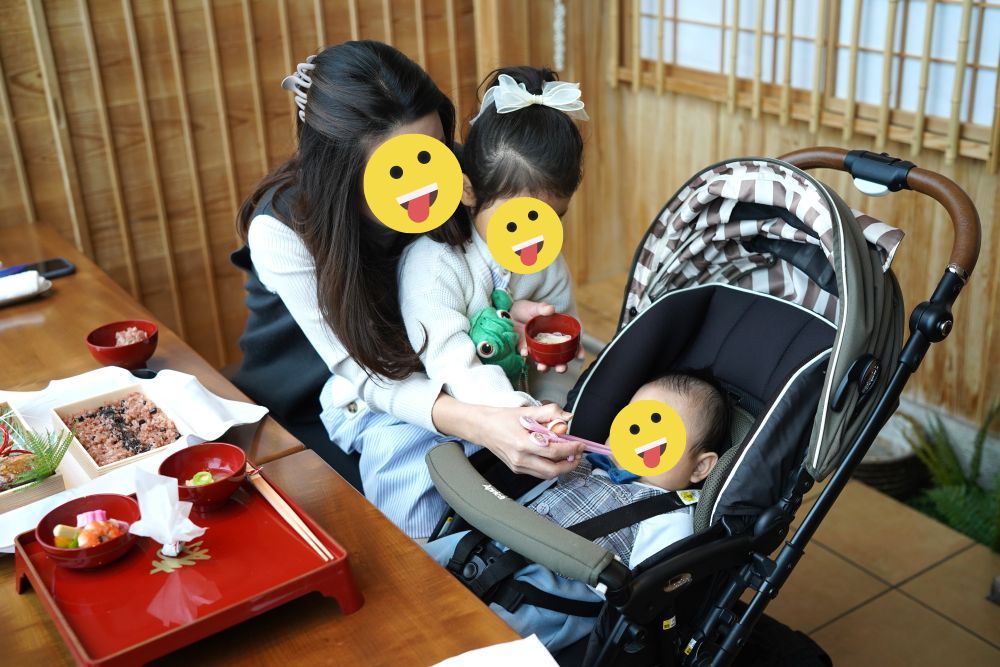 お食い初めの様子