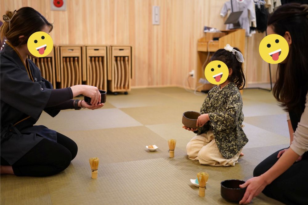 茶道体験の様子