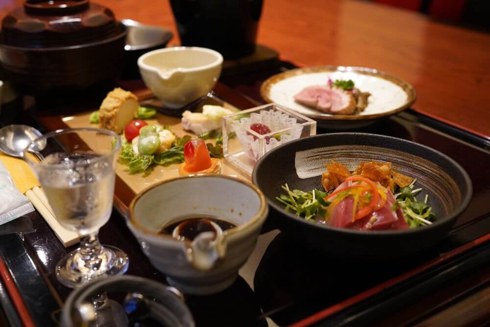 夕食
