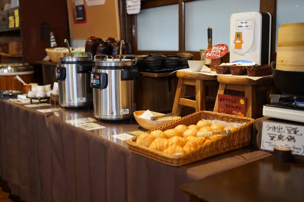 なかや旅館のバイキング