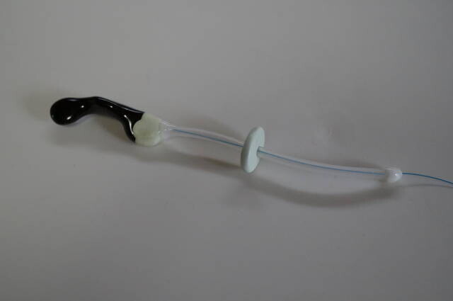 A longer tube tail and stopper without the rod