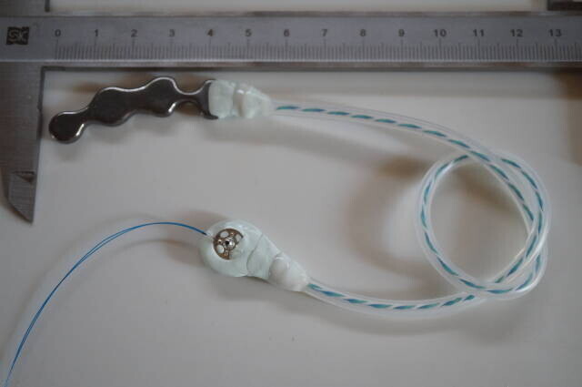 サージカルステンレス セミロングLと通電撚り糸ケーブル