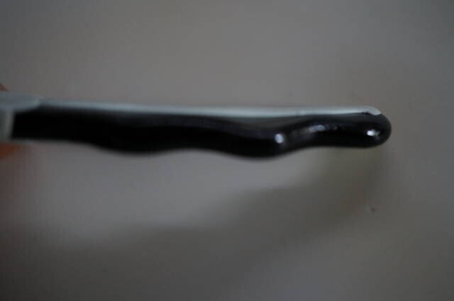 0.1mmニチノール糸で補強した陶器チップの例