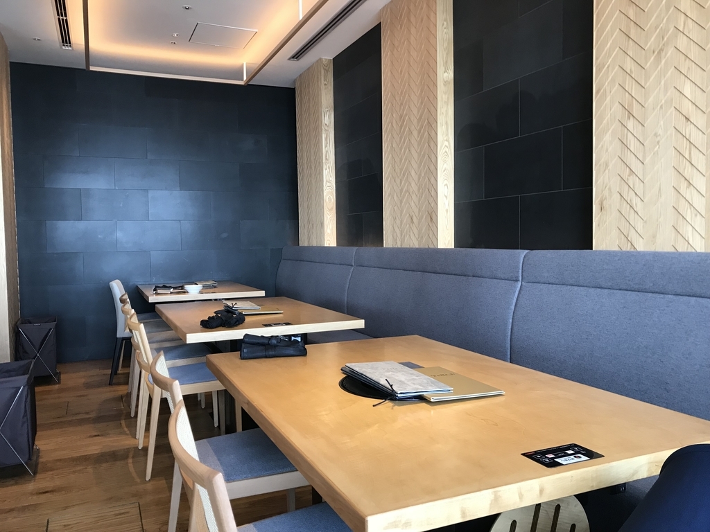 食歩記 汐留 焼肉トラジ 休日ランチは空いていました ベビーカーで銀座ランチなら 休日空いていてゆったりできる汐留まで足を伸ばす選択肢もありか 陸マイラーのぼやき