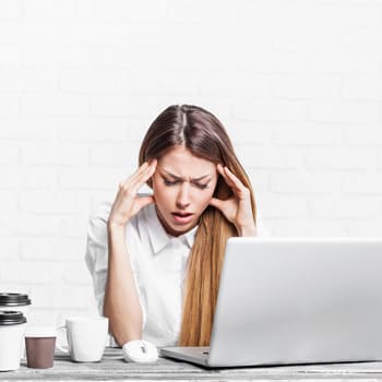 仕事で圧倒的な成果を残すハイパフォーマーが実践する 二日酔い対策 8つ まいにちdoda はたらくヒントをお届け