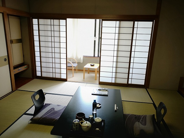 f:id:okazu-mataro:20200627230455j:plain f:id:okazu-mataro:20200627230455j:plain