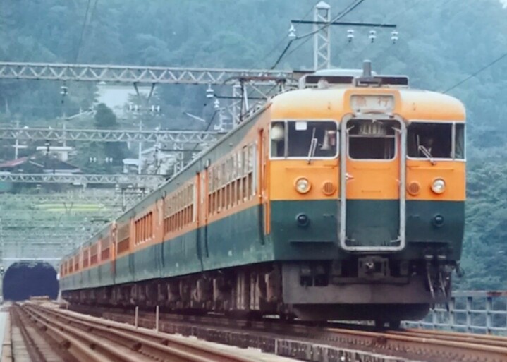 金曜日 86年急行アルプス - 気ままに､思いつくままに。