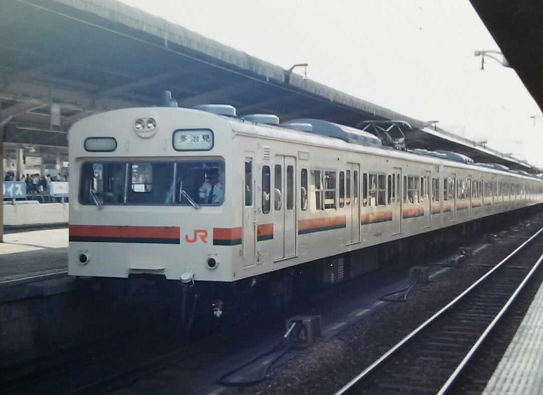 f:id:okinawa-rail:20201003203323j:plain f:id:okinawa-rail:20201003203323j:plain