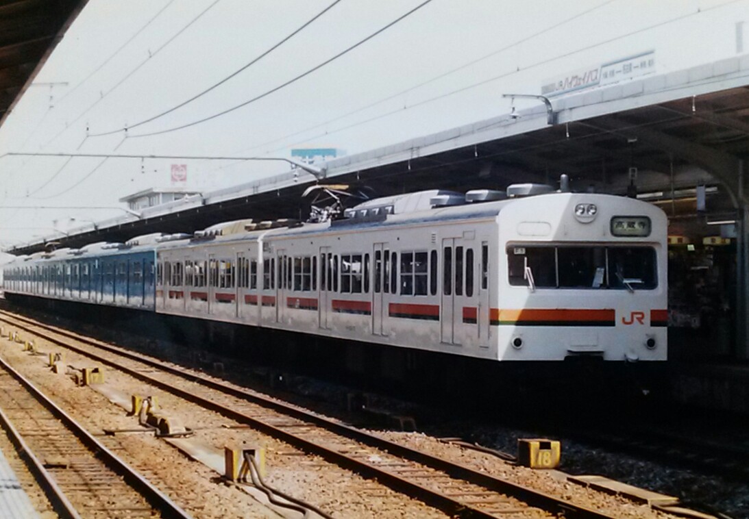f:id:okinawa-rail:20201003203356j:plain f:id:okinawa-rail:20201003203356j:plain