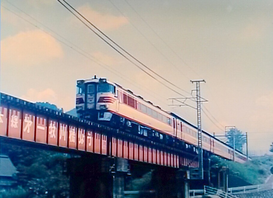 f:id:okinawa-rail:20201015220816j:plain