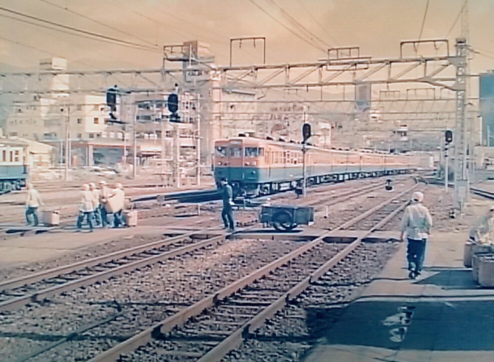 f:id:okinawa-rail:20201021235914j:plain