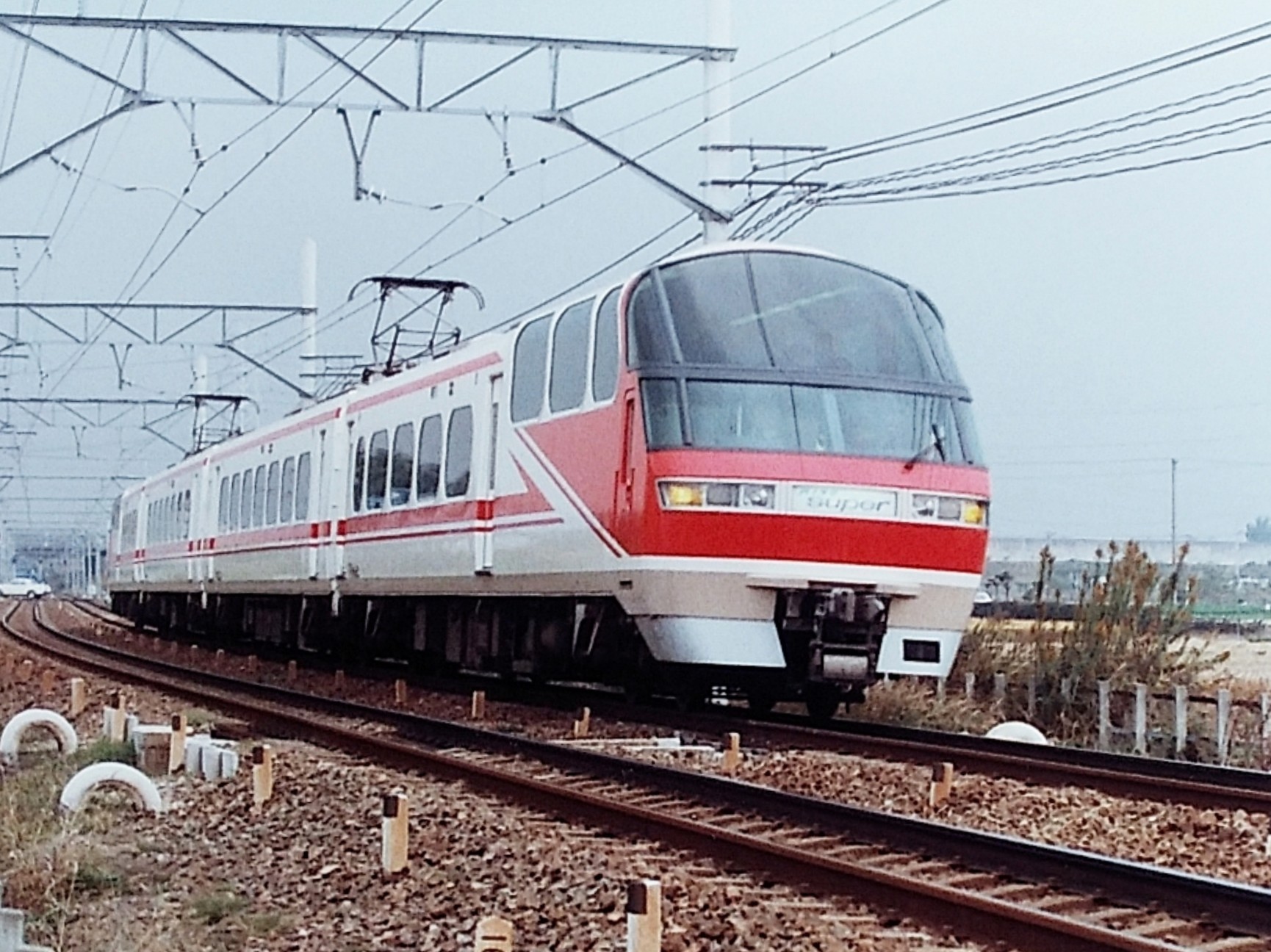 火曜日 過去鉄…1986年～87年冬北海道 雪まみれの車両たち