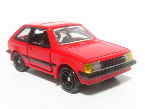 トミカREBORN マツダ ファミリア 1500XG - お気楽忍者のブログ 参ノ巻