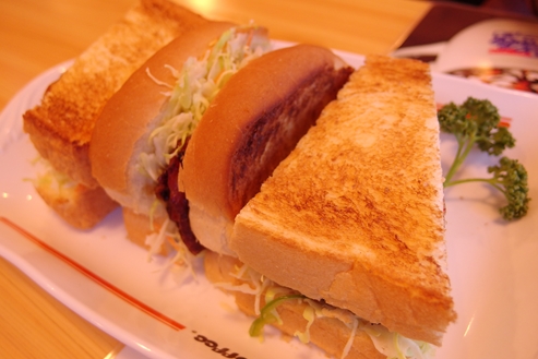 コメダ
