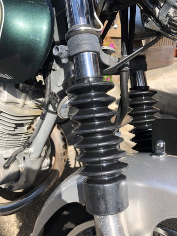 バイク St250にキジマのフォークブーツを取り付ける 簡単クラシックカスタム やっぱりmonoが好き